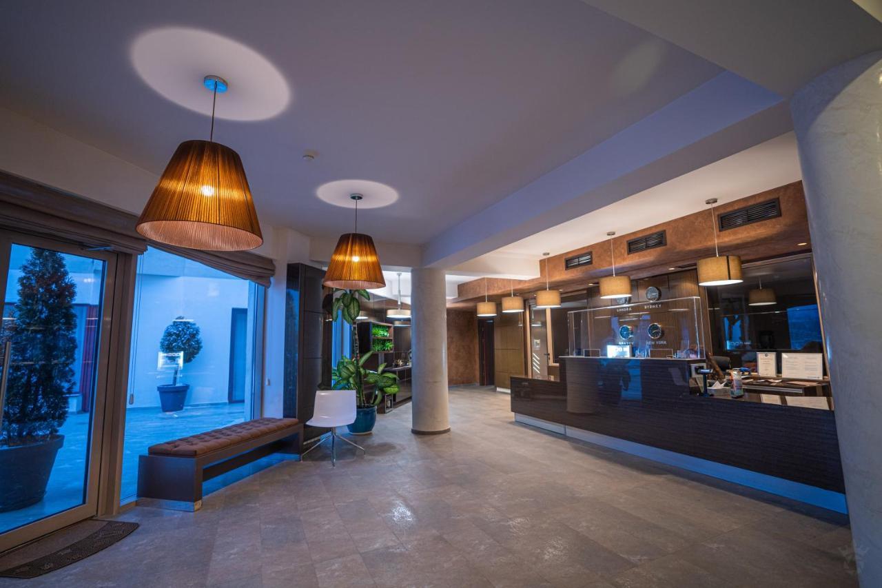 Grand Hotel Belvedere Brasov Luaran gambar