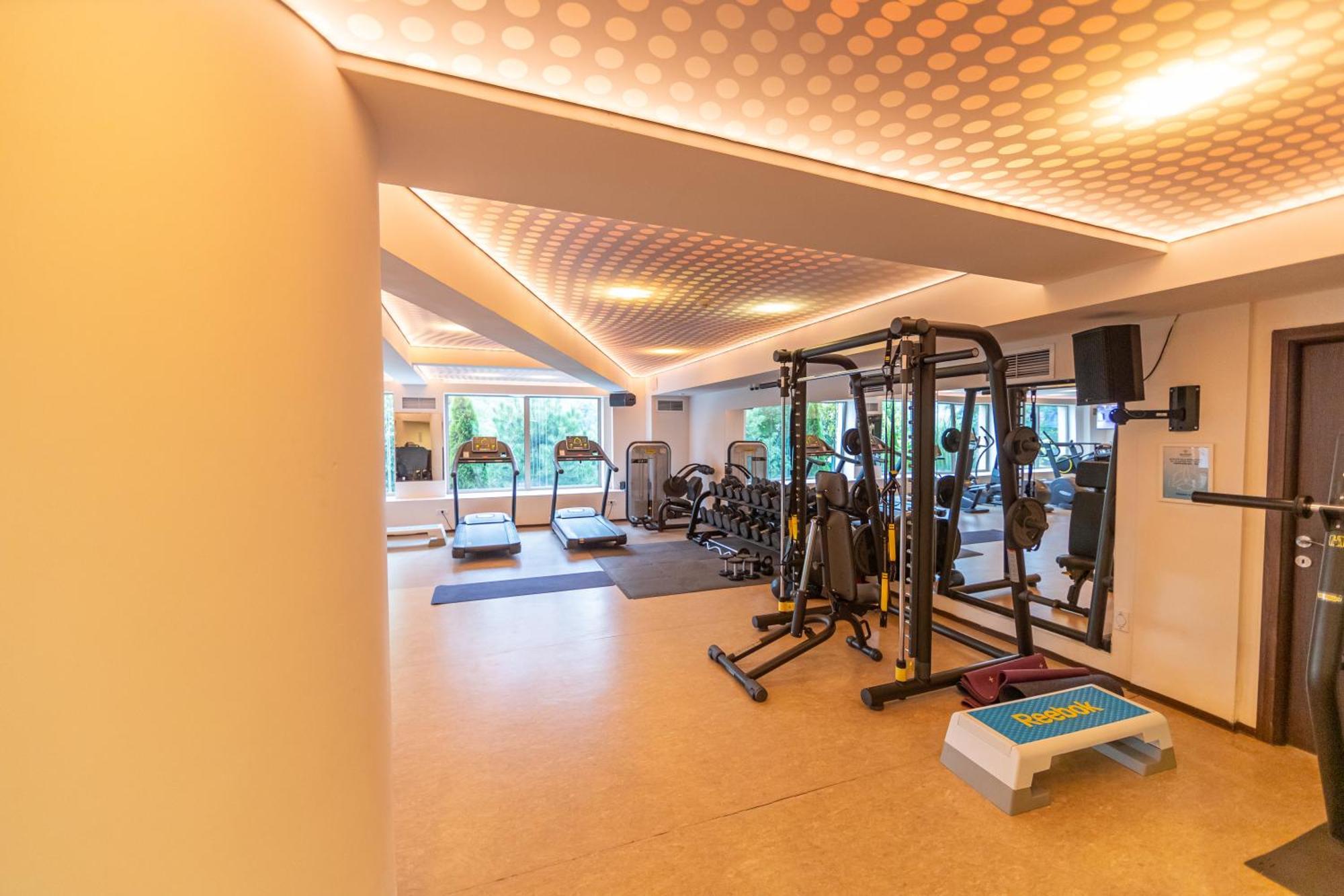 Grand Hotel Belvedere Brasov Luaran gambar