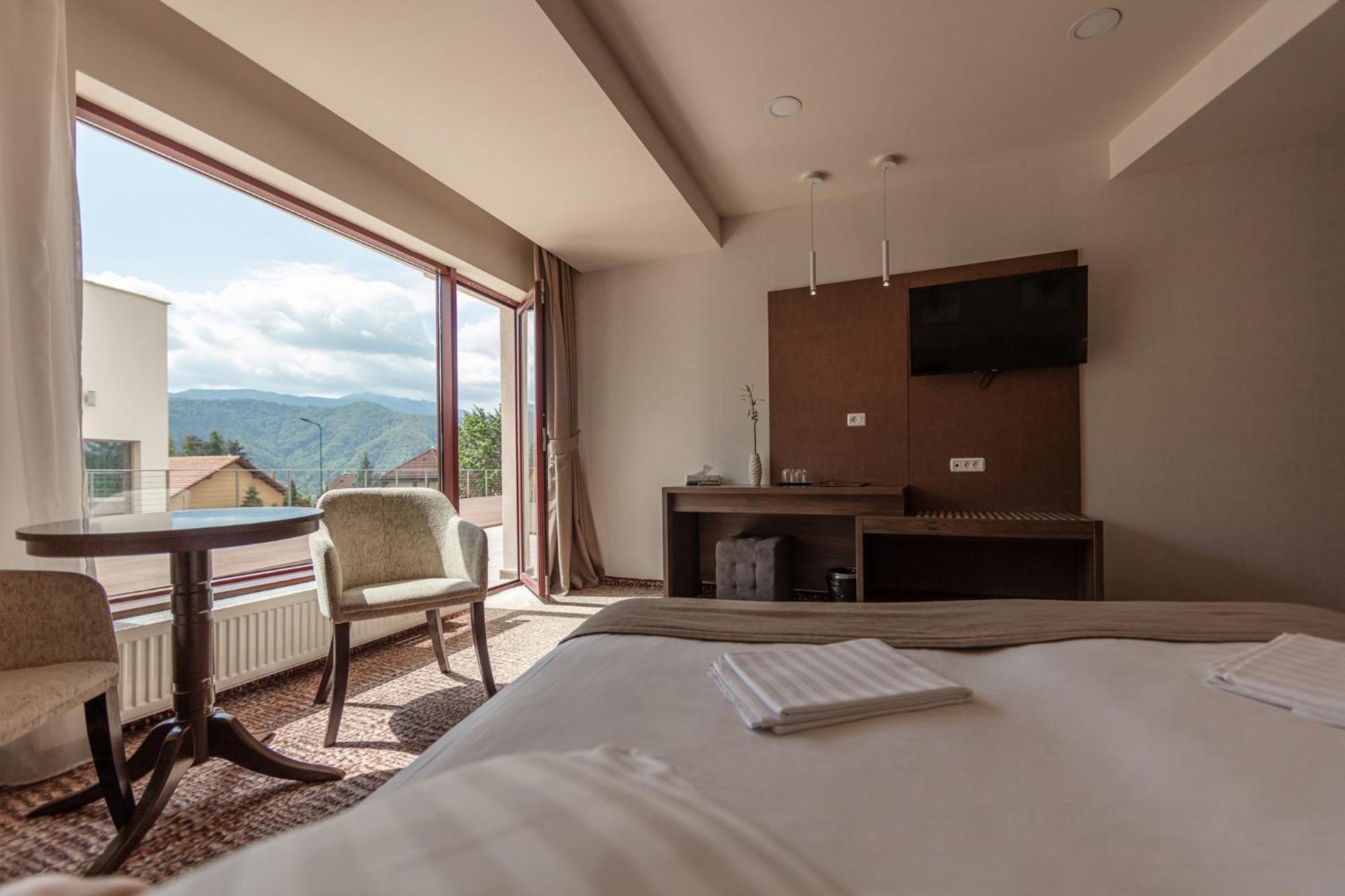Grand Hotel Belvedere Brasov Luaran gambar