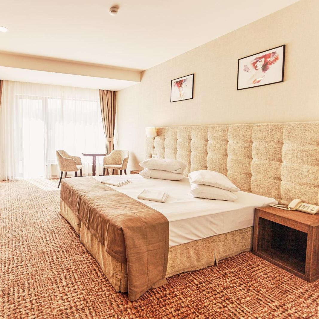 Grand Hotel Belvedere Brasov Luaran gambar