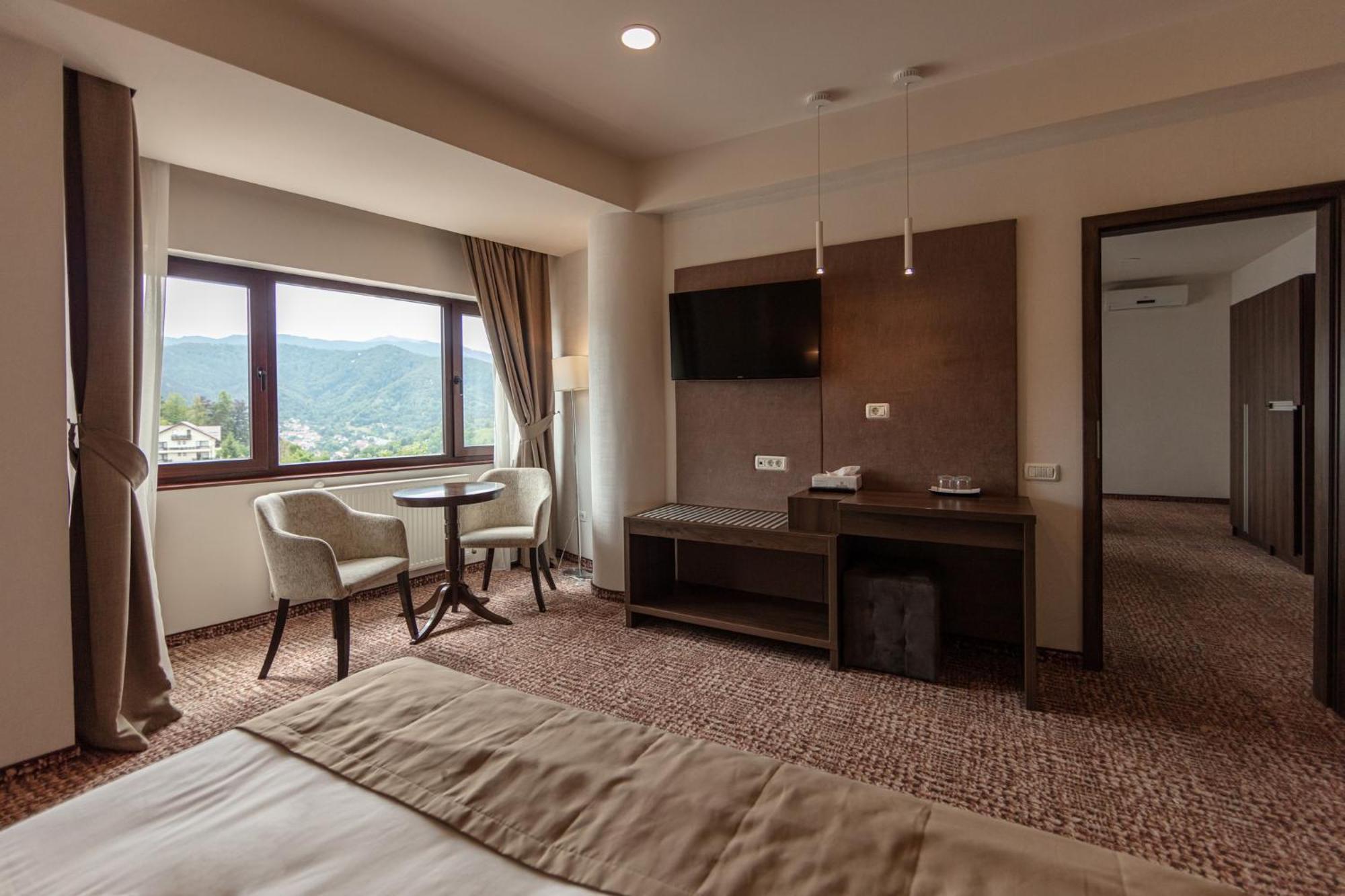 Grand Hotel Belvedere Brasov Luaran gambar