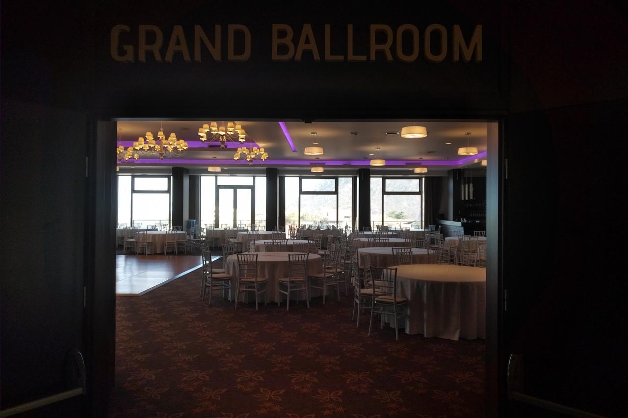 Grand Hotel Belvedere Brasov Luaran gambar